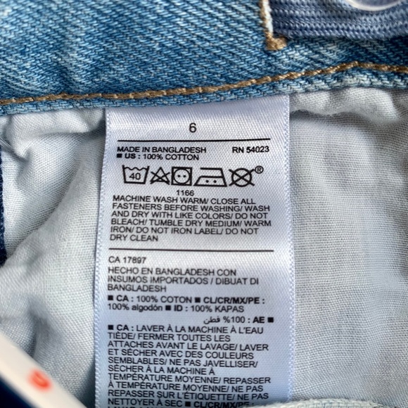 3/$45 ⭐️ OLD NAVY kids Loose Jeans - Picture 6 of 8